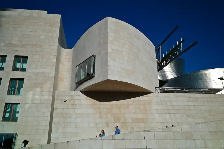 The-Guggenheim-Museum-in-Bilbao-Kike-Calvo-via-AP-Images