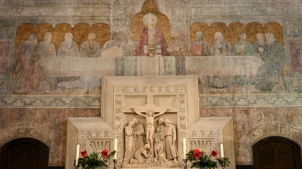 Die-Wandmalerei-wurde-nach-den-Zweiten-Weltkrieg-uebermalt