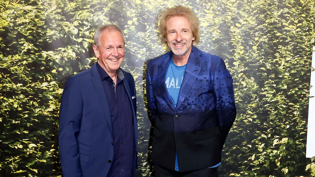 Fritz-Egner-Thomas-Gottschalk-bei-der-BILD100-Party-und-Empfang-in-Berlin-am-Axel-Springer-Verlag-in-Berlin-Berlin-Deutschland-Germany-Fritz-Egner-Thomas-Gottschalk-at-the-PICTURE100-Party-and-Reception-in-Berlin-on-Axel-Springer-Verlag-in-Berlin-Berlin-Germany-Germany