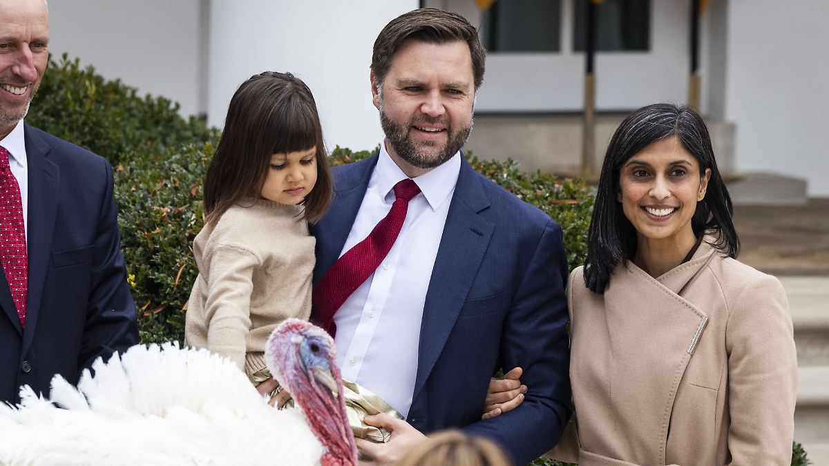 Gattin-ohne-Ring-gesichtet-JD-Vance-u-ert-sich-zu-Ger-chten-ber-Ehekrise