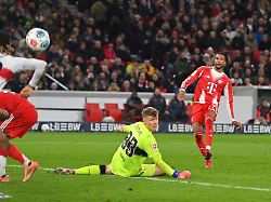 Beim FC Bayern geht's Urbig gut: Das Privatduell der Erben Neuers hat einen klaren Sieger