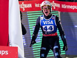 Skispringer Raimund trumpft auf: Der "Bumms" hilft dem Mann mit der Höhenangst beim Fliegen