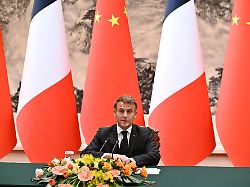 "Ist das schlimmste Szenario": Macron droht China mit Zöllen