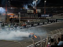 Spannung bis zur letzten Kurve: Norris wehrt Verstappen-Attacke ab und ist Formel-1-Weltmeister