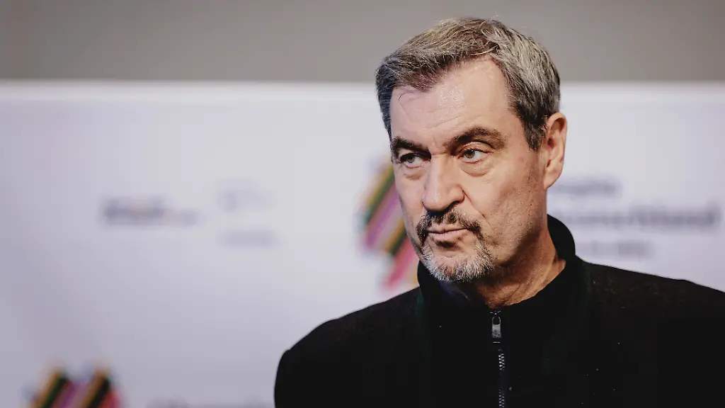 Markus-Soeder-Ministerpraesident-von-Bayern-aufgenommen-im-Rahmen-der-Unterzeichnung-der-Vereinbarung-zur-Olympiabewerbung-in-Berlin-04-12-2025