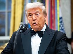 "So ein Mangel an LOYALITÄT": Trump teilt gegen von ihm begnadigten Demokraten aus