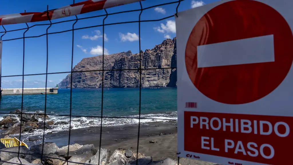 Beautiful-view-of-Los-Gigantes-cliffs-in-Tenerife-Canary-Islands-Closed-beach-near-Los-Gigantes-Spain