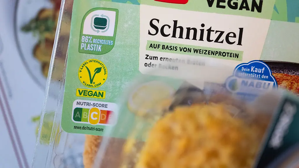 Kurz-vor-einer-wichtigen-Verhandlungsrunde-geht-Foodwatch-mit-einem-Gutachten-an-die-Oeffentlichkeit