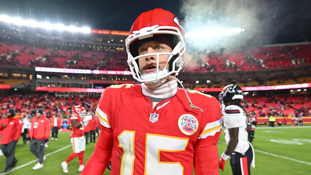 Dec-7-2025-Kansas-City-Missouri-USA-Kansas-City-Chiefs-quarterback-Patrick-Mahomes-15-walks-off-the-field-after-the-game-against-the-Houston-Texans-at-GEHA-Field-at-Arrowhead-Stadium