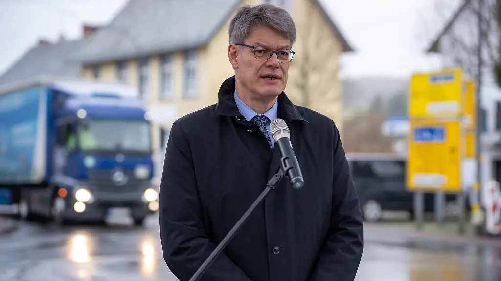 Der-Lueckenschluss-soll-insgesamt-1-1-Milliarden-Euro-kosten