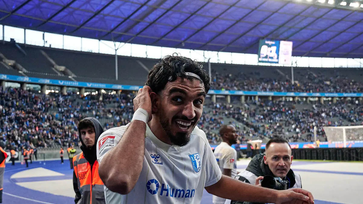 Rayan-Ghrieb-1-FC-Magdeburg-29-jubelt-ueber-sein-Tor-zum-2-0-GER-Hertha-BSC-vs-1-FC-Magdeburg-2-Bundesliga-Saison-2025-2026-15-Spieltag-07-12-2025-DFL-REGULATIONS-PROHIBIT-ANY-USE-OF-PHOTOGRAPHS-AS-IMAGE-SEQUENCES-AND-OR-QUASI-VIDEO