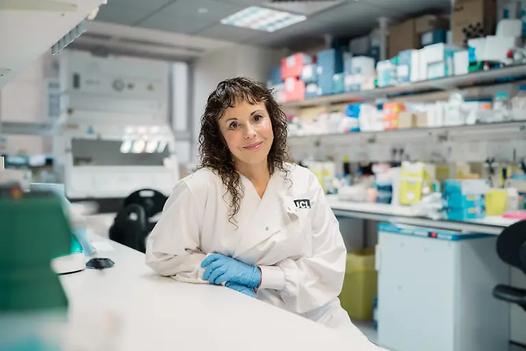 ACHTUNG-SPERRFRIST-8-DEZEMBER-17-00-UHR-ACHTUNG-DIESER-BEITRAG-DARF-NICHT-VOR-DER-SPERRFRIST-HANDOUT-Sarah-Tabrizi-Credit-Jessica-Hallett-Nature-ACHTUNG-DIESER-BEITRAG-DARF-NICHT-VOR-DER-SPERRFRIST-8-DEZEMBER-17-00-UHR-VEROeFFENTLICHT-WERDEN-EIN-BRUCH-DES-EMBARGOS-KOeNNTE-DIE-BERICHTERSTATTUNG-UeBER-STUDIEN-EMPFINDLICH-EINSCHRAeNKEN-VERWENDUNG-NUR-IN-ZUSAMMENHANG-MIT-DER-BERICHTERSTATTUNG-ZU-DEN-NATURE-S-10-2025-Quelle-https-press-springernature