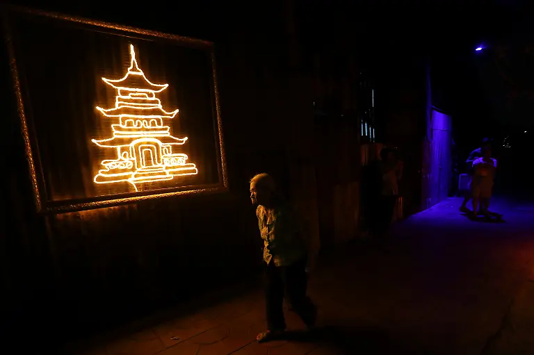 2020-12-30T230155Z-1756553832-RC2ZXK9138OU-RTRMADP-3-THAILAND-GENTRIFICATION