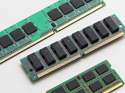 "Historische Speicherknappheit": PC- und Smartphone-Preise könnten explodieren