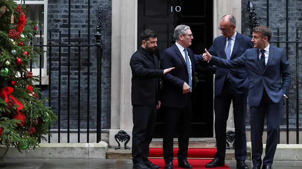British-Prime-Minister-Keir-Starmer-Ukrainian-President-Volodymyr-Zelenskiy-French-President-Emmanuel-Macron-and-German-Chancellor-Friedrich-Merz-leave-after-a-meeting-at-10-Downing-Street-in-London-Britain-December-8-2025