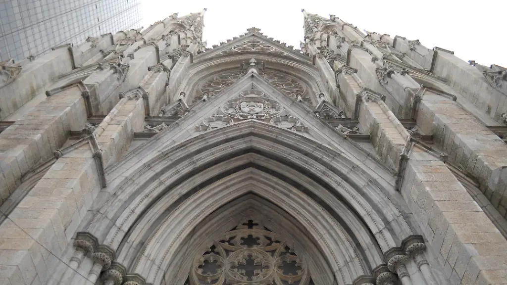 April-21-2025-New-York-United-States-A-view-of-St-Patrick-s-Cathedral-as-seen-on-Fifth-Avenue-St-Patrickas-Cathedral-held-a-memorial-service-for-Pope-Francis-who-died-on-Monday-April-21-at-the-age-of-88-The-faithful-gathered-at-the-cathedral-to-pay-their-respects-to-the-late-pope-On-Easter-Sunday-Pope-Francis-greeted-thousands-of-worshippers-at-St-Peteras-Square-The-Vatican-said-the-pope-died-from-a-stroke-that-led-to-a-coma-and-heart-failure