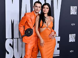 Orange von Kopf bis Fuß: Kylie Jenner und Timothée Chalamet trotzen allen Gerüchten