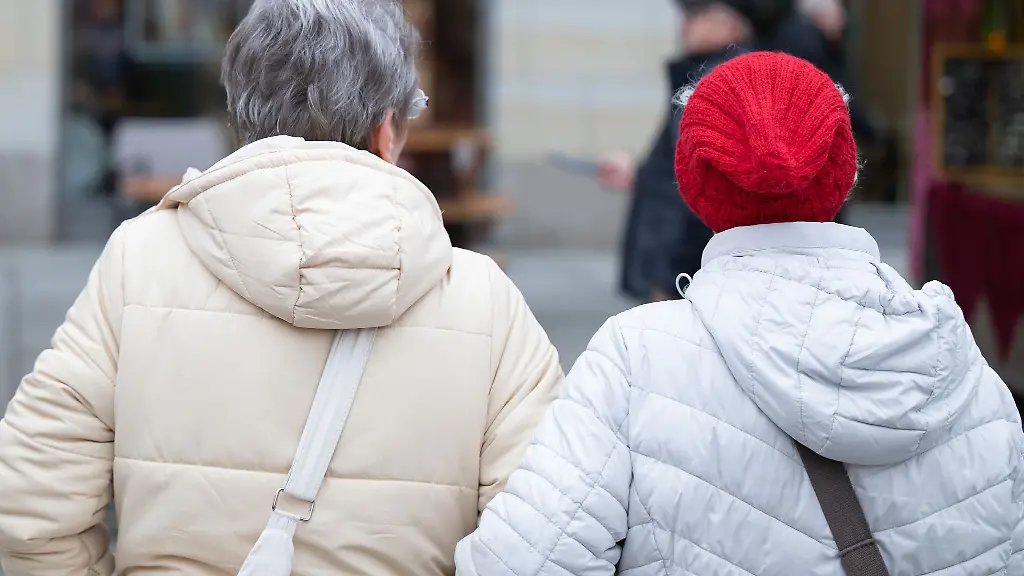 Die-Frauen-des-hessischen-Geburtenjahrgangs-2024-ueberleben-die-Maenner-im-Schnitt-um-mehr-als-vier-Jahre