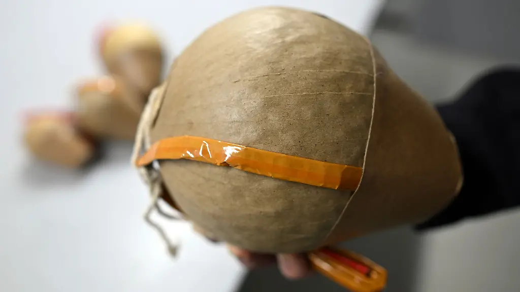 So-kann-eine-Kugelbombe-aussehen-die-in-Deutschland-ohne-besondere-Erlaubnis-tabu-ist-und-schwere-Verletzungen-verursachen-kann
