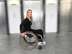 "Ich bin das Experiment": Erste Person mit Querschnittslähmung fliegt bald ins All