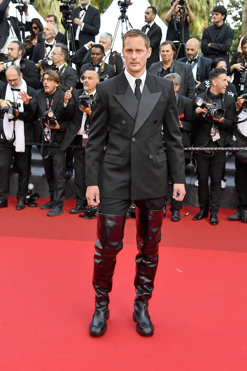 Alexander-Skarsgard-bei-der-Der-Phoenizische-Meisterstreich-The-Phoenician-Scheme-Film-Premiere-am-18-05-2025-im-Rahmen-vom-78