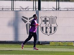 Wieder im Kader, aber ...: Ter Stegens Rückkehr beginnt mit schlechter Nachricht