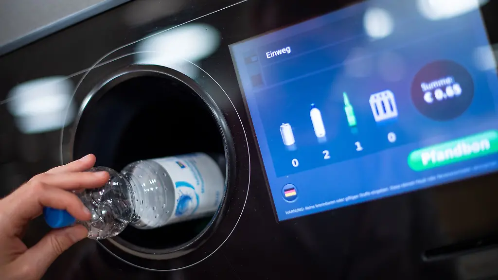 Auszahlen-lassen-oder-spenden-In-vielen-Supermaerkten-und-Discountern-kann-man-Pfandgeld-inzwischen-einem-guten-Zweck-zukommen-lassen