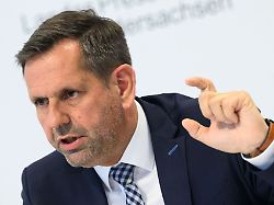 Niedersachsen & Bremen: Streit um Meeresschutz: Lies wirbt für Gasförderung