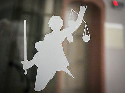 Bei grenzüberschreitenden Fällen: Kabinett verbessert Schutz vor Einschüchterungsklagen