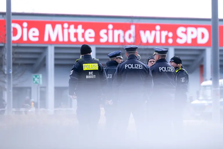 37-Bundesparteitag-der-CDU-am-03-02