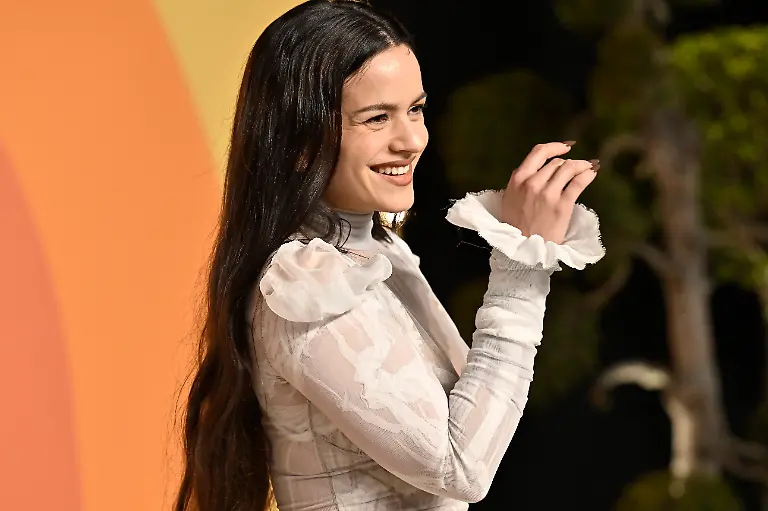 Rosalia-arrives-at-the-Vanity-Fair-Oscar-Party-on-Sunday-March-2-2025-at-the-Wallis-Annenberg-Center-for-the-Performing-Arts-in-Beverly-Hills-Calif