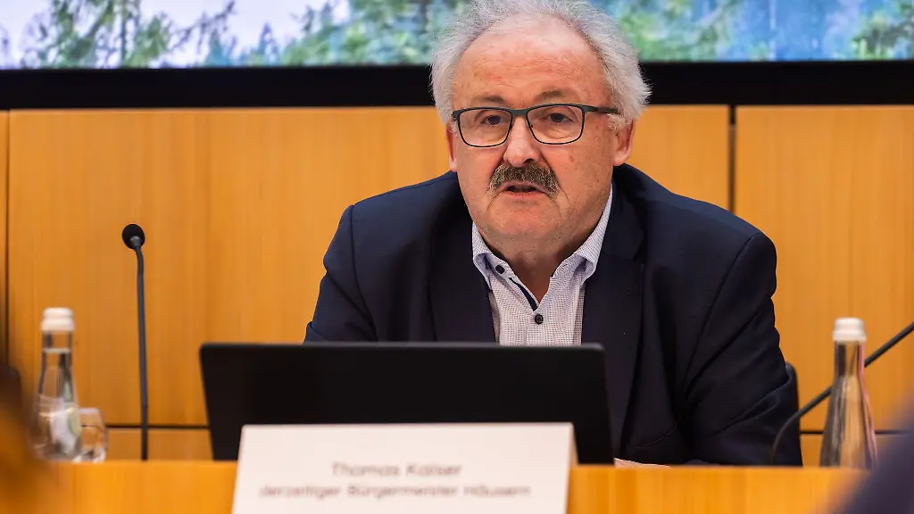 Thomas-Kaiser-uebernimmt-uebergangsweise-das-Buergermeisteramt-in-Wutach