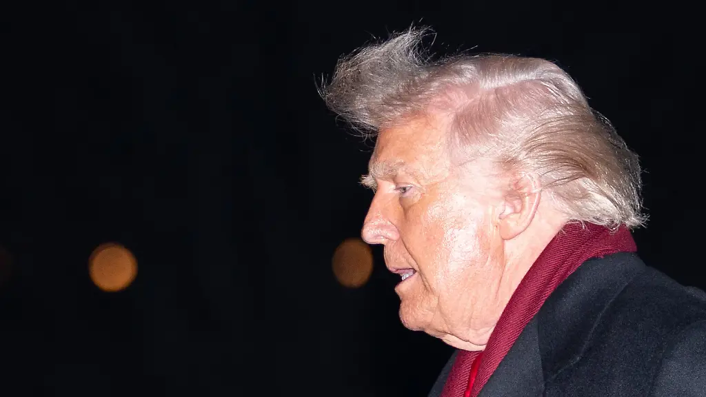 President-Donald-Trump-returns-to-the-White-House-following-a-political-rally-in-Mount-Pocono-Pa-Tuesday-Dec-9-2025-in-Washington