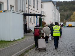 80 Cent pro Stunde: Erste Großstadt will Arbeitspflicht für Asylbewerber einführen