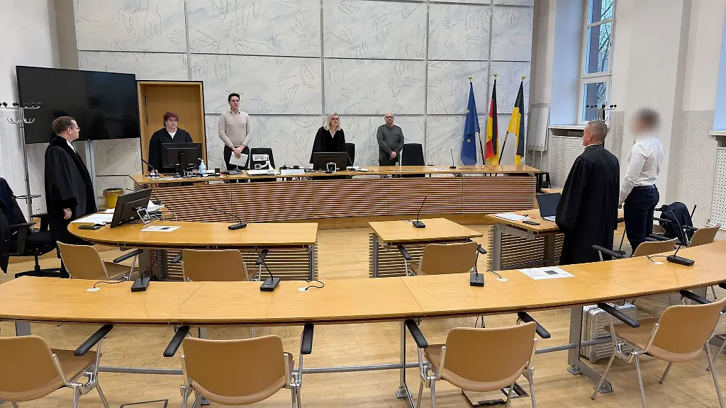 Dem-27-jaehrigen-Angeklagten-drohten-im-Falle-einer-Verurteilung-bis-zu-vier-Jahre-Haft