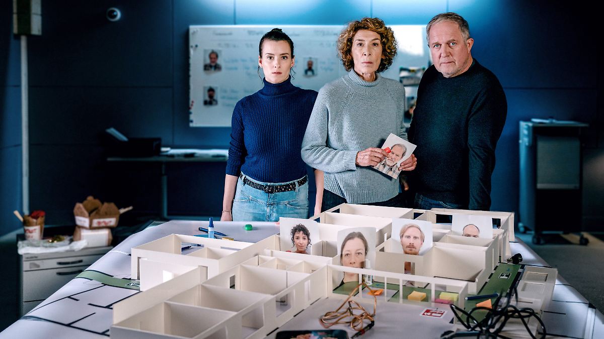 Der-Tatort-im-Schnellcheck-Die-Wanne-ist-voll