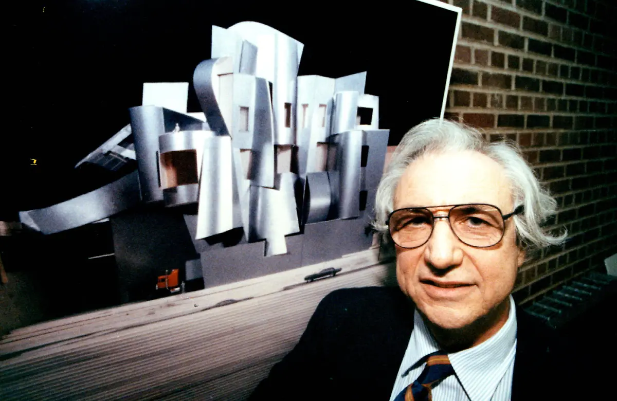 November-8-1990-U-S-November-8-1990-Showing-of-model-and-drawing-of-Frank-Gehry-U-of-M-Art-Museum-new-building-Architect-Frank-Gehry-stands-class-to-a-photographic-model-of-New-Art-Museum-building-approved-of-by-the-Board-of-Regents-today-and-to-be-completed-in-1993-November-9-1990-Minneapolis-Star-Tribune-U-S