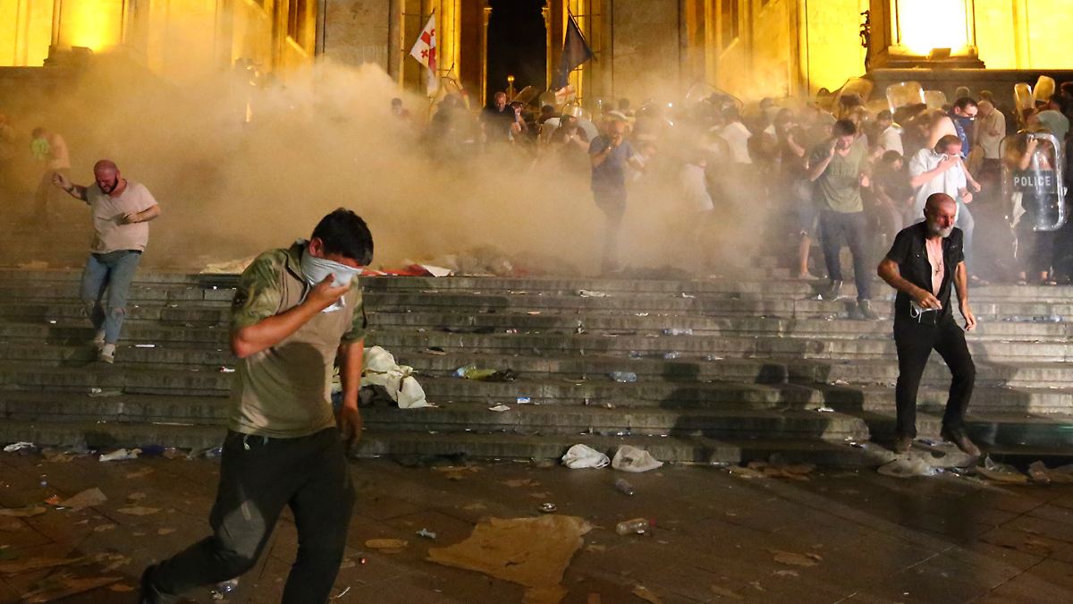 Vorgehen-der-Beh-rden-bem-ngelt-Gericht-verurteilt-Georgien-nach-Polizeigewalt-bei-Protest