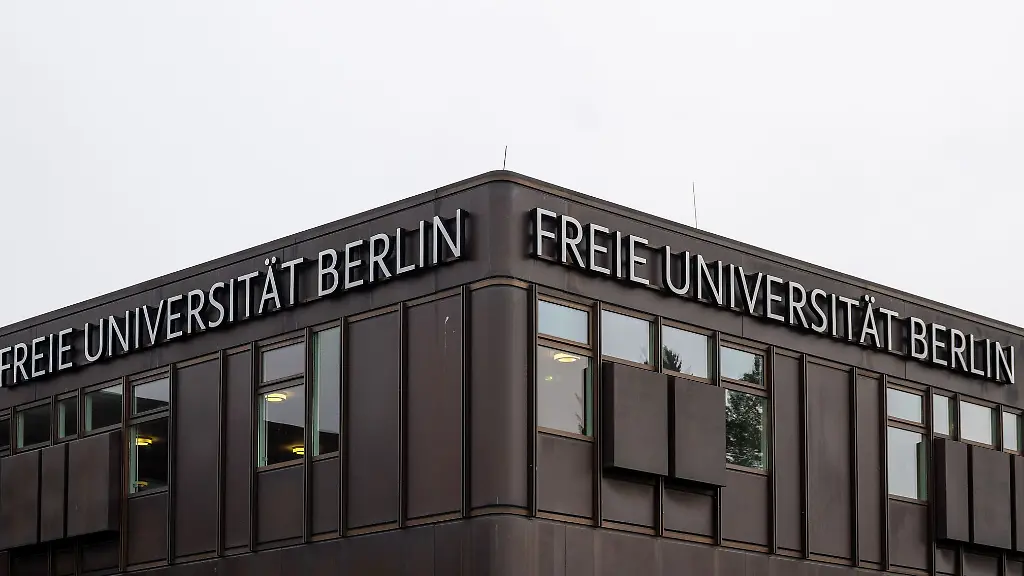 Einer-der-beiden-Preise-geht-an-die-Freie-Universitaet-Berlin