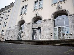 Nordrhein-Westfalen: Mann mit Axt getötet: Acht Angeklagte in Hagen vor Gericht