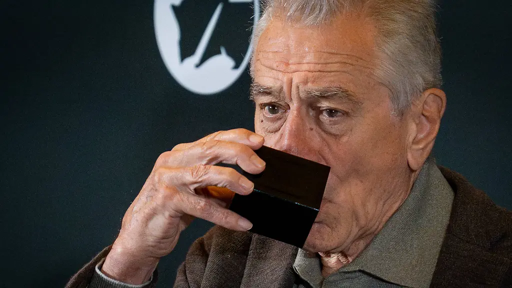 Sake-Ceremony-for-the-opening-of-Nobu-Hotel-and-Restaurant-via-Veneto-in-Rome-Italy-on-06-November-2025-Robert-De-Niro-attend-the-Sake-Ceremony-for-the-opening-of-Nobu-Hotel-and-Restaurant-via-Veneto-in-Rome-Italy-on-06-November-2025-Credit-Stefano-Costantino-TTL-Avalon-Italy-Rome-PUBLICATIONxNOTxINxUKxFRAxUSA-Copyright-xStefanoxCostantinoxTTLx-xAvalonx-1051369553