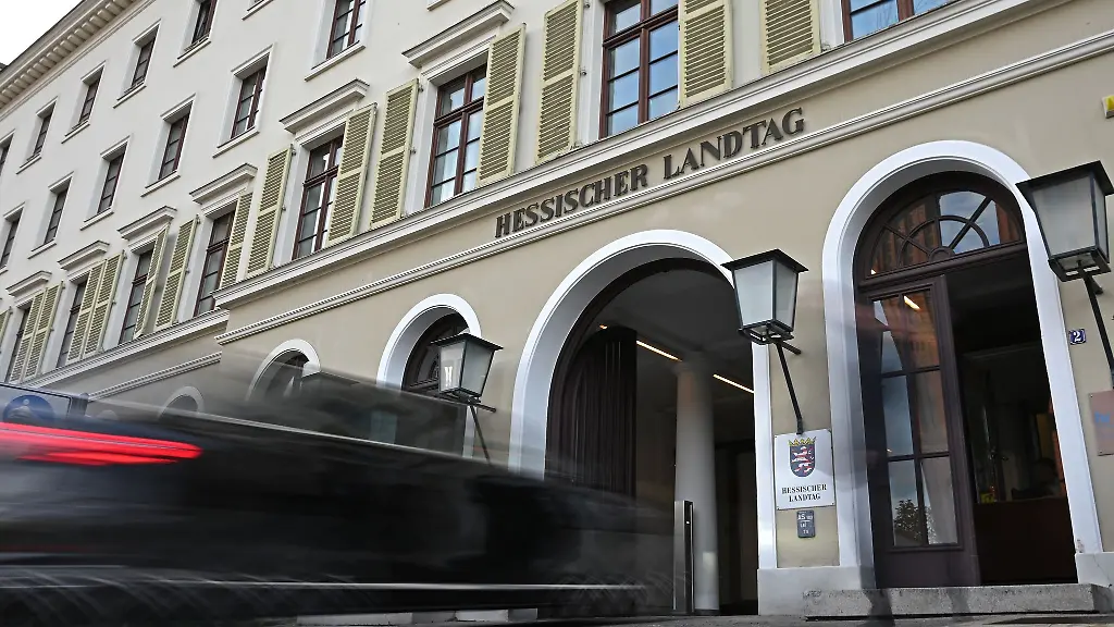 Der-Ausschuss-hatte-27-Zeugen-vernommen-und-drei-Sachverstaendige-angehoert