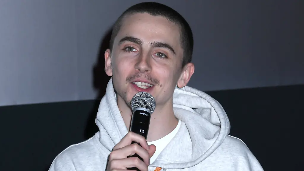 October-9-2025-New-York-Ny-United-States-Timothee-Chalamet-attends-Josh-Safdie-s-Marty-Supreme-Special-Screening-New-Yorkers-got-an-impromptu-invite-from-Timothee-Chalamet-via-Instagram-Stories-to-catch-a-sneak-peek-of-his-new-movie-Held-at-Regal-Times-Square-in-New-York-Zuma-Press-October-9-2025