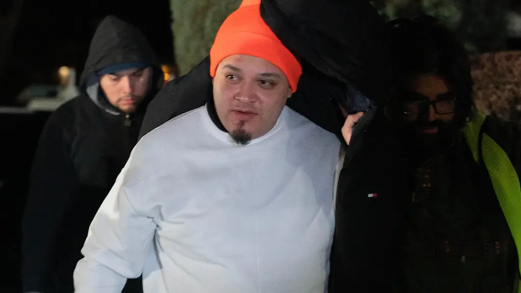 Kilmar-Abrego-Garcia-kommt-nach-seiner-Entlassung-aus-dem-ICE-Gewahrsam-an-seinem-Haus-an