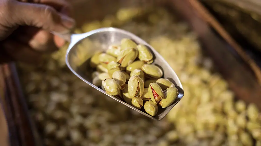 38-000-Tonnen-Pistazien-wurden-2024-nach-Schleswig-Holstein-importiert