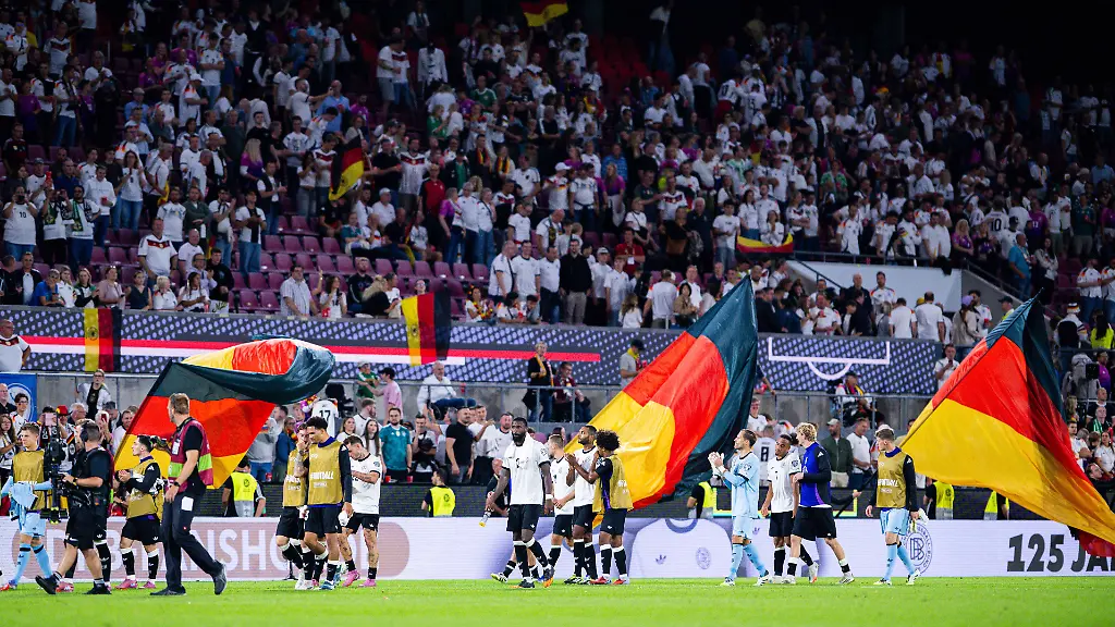 07-09-2025-Fussball-2025-2026-Laenderspiel-WM-Qualifikation-Europa-Deutschland-Nordirland-Mannschaft-Deutschland-DFB-REGULATIONS-PROHIBIT-ANY-USE-OF-PHOTOGRAPHS-AS-IMAGE-SEQUENCES-AND-OR-QUASI-VIDEO