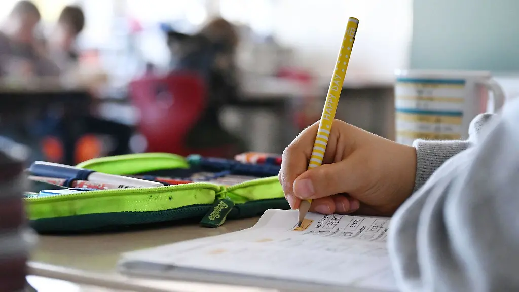 Der-Verband-der-Realschullehrer-RLV-ist-mit-einem-Volksantrag-zur-Einfuehrung-einer-verbindlichen-Grundschulempfehlung-auch-fuer-Realschulen-gescheitert