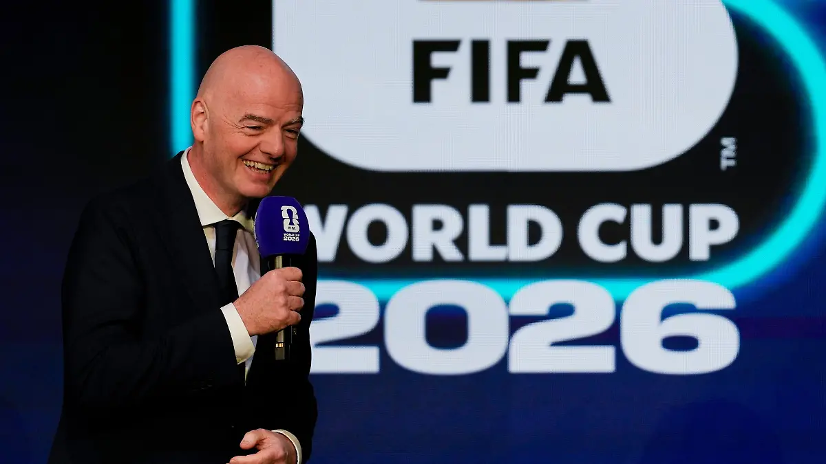 Die-Preispolitik-der-FIFA-bei-der-Fussball-WM-sorgt-fuer-Verdruss