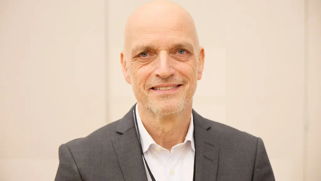 Eulenberg-wirft-der-frueheren-Hamburger-Bundestagsabgeordneten-Nastic-vor-den-BSW-Landesverband-zu-spalten