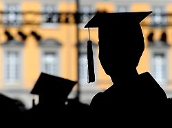 Rheinland-Pfalz & Saarland: Bald können mehr Hochschulen Doktortitel vergeben